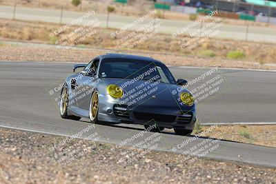 media/Oct-01-2022-Team Topak Racing (Sat) [[f860fb51be]]/2-Inter Low 2/session 1 turn 3/